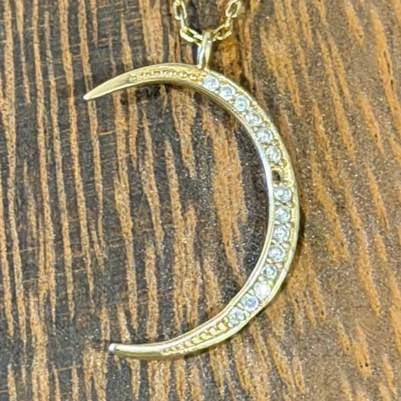 Gold Crescent Moon and Star 14k Necklace - Picture 4 of 9